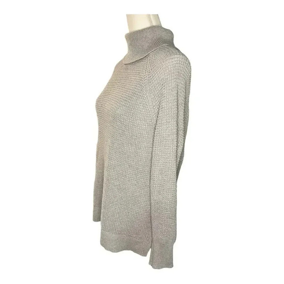 Michael Kors Women’s Small Oversized Gray Waffle Knit Turtleneck Sweater - Picture 2 of 4